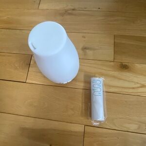 White Essential Oil Diffuser with Remote